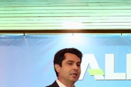 mega-encontro-de-liderancas-da-rmc-reforca-protagonismo-de-alexandre-curi-no-futuro-do-parana