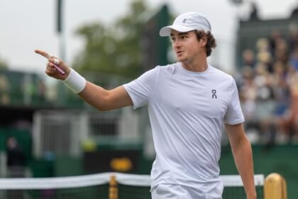 adversario-desiste-e-joao-fonseca-avanca-as-quartas-do-atp-da-basileia