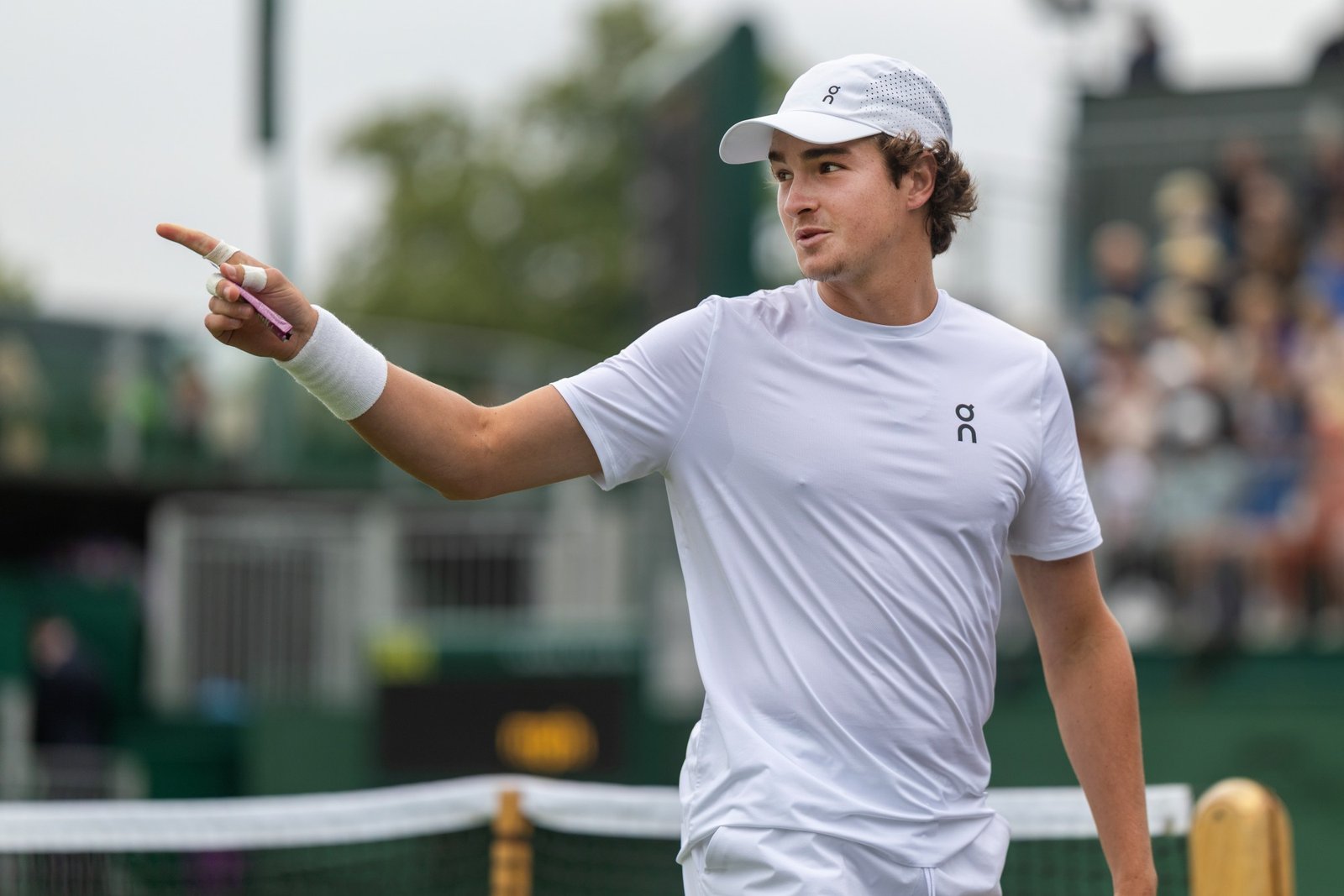 adversario-desiste-e-joao-fonseca-avanca-as-quartas-do-atp-da-basileia