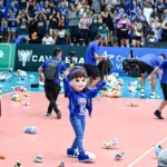 volei-renata-promove-“chuva-de-pelucias”-na-estreia-na-superliga