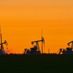 petroleo-acelera-e-sobe-4%-apos-anuncio-dos-eua-de-novas-sancoes-a-russia