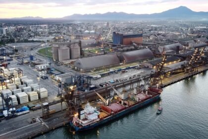 consorcio-ccgd-vence-leilao-do-canal-de-acesso-ao-porto-de-paranagua-por-r$-276-mi