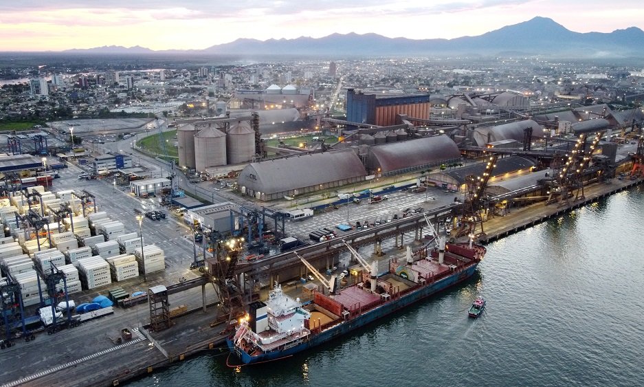 consorcio-ccgd-vence-leilao-do-canal-de-acesso-ao-porto-de-paranagua-por-r$-276-mi