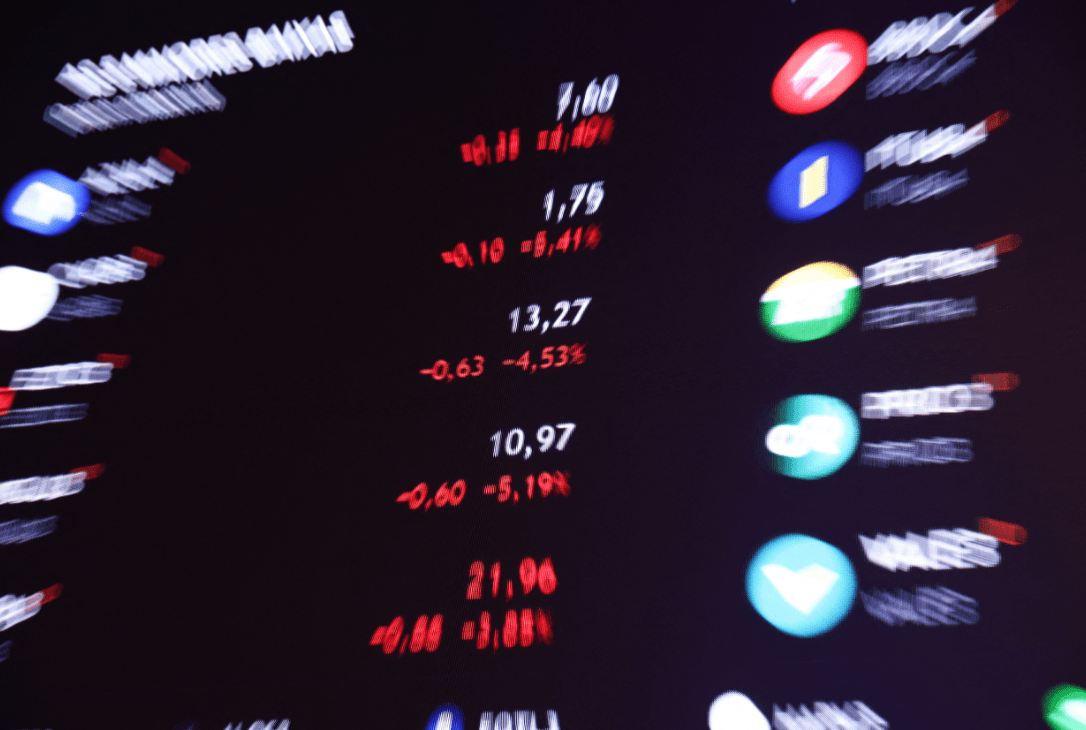 ibovespa-futuro-recua-com-resultados-corporativos-e-geopolitica-no-radar