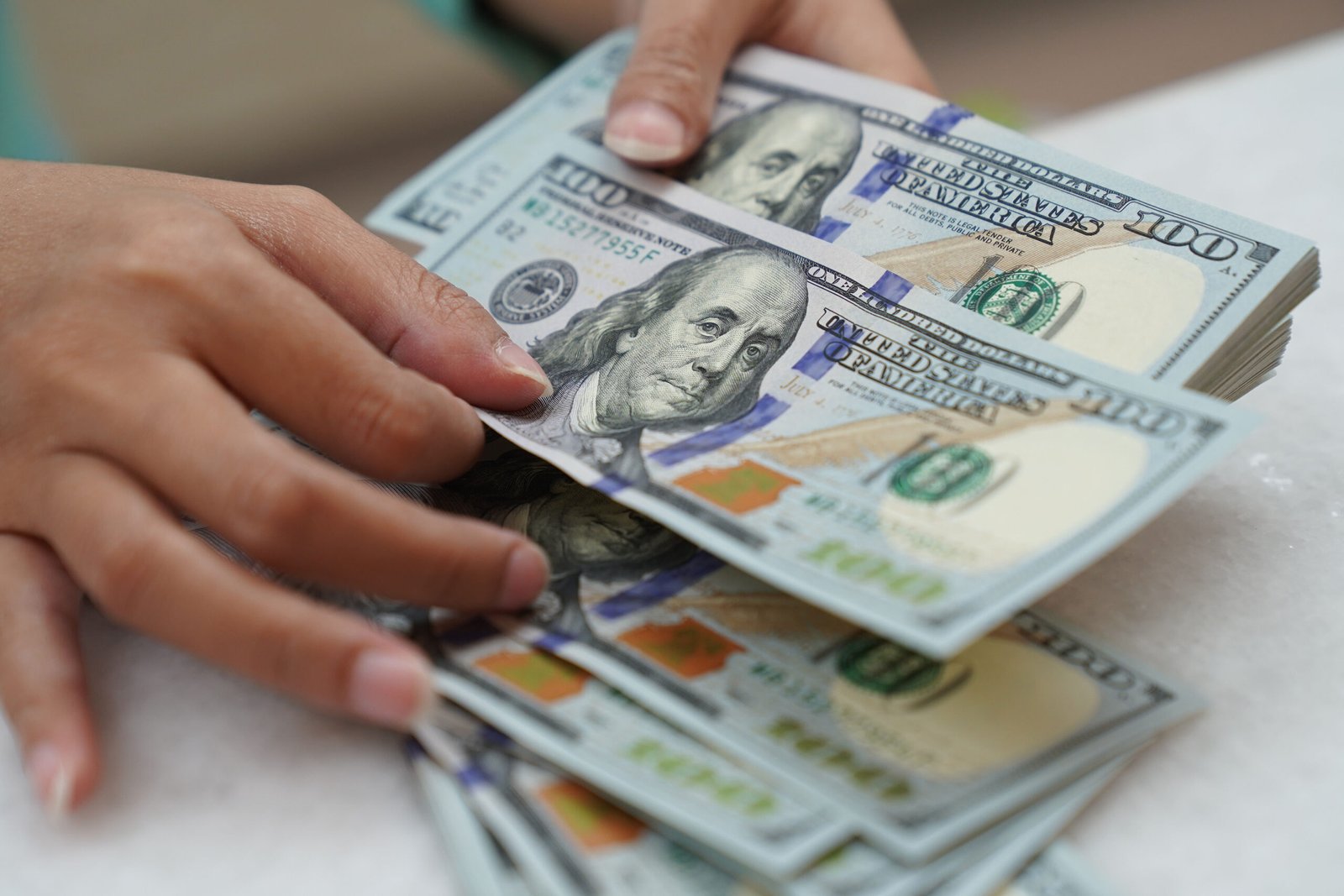 dolar-hoje-sobe-a-r$-5,39,-seguindo-exterior-e-apos-quatro-quedas-consecutivas