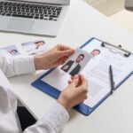 ia-no-curriculo:-como-deixar-as-fotos-de-perfil-mais-profissionais?