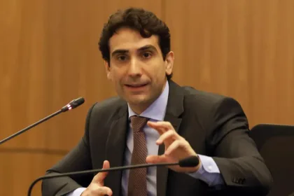 galipolo:-bc-esta-bem-incomodado-com-inflacao-fora-da-meta;-mantem-postura-restritiva