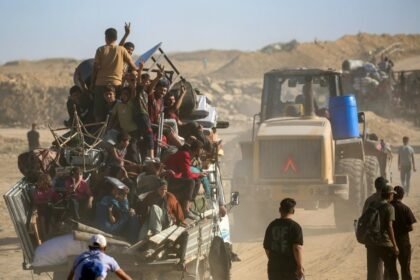palestinos-encontram-cidade-de-gaza-devastada-antes-que-hamas-comece-a-libertar-refens-na-2a-feira