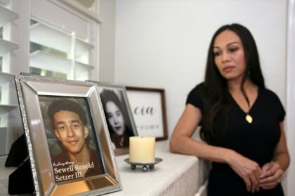 mae-denuncia-‘manipulacao’-de-chatbot-de-ia-apos-suicidio-de-seu-filho-nos-eua