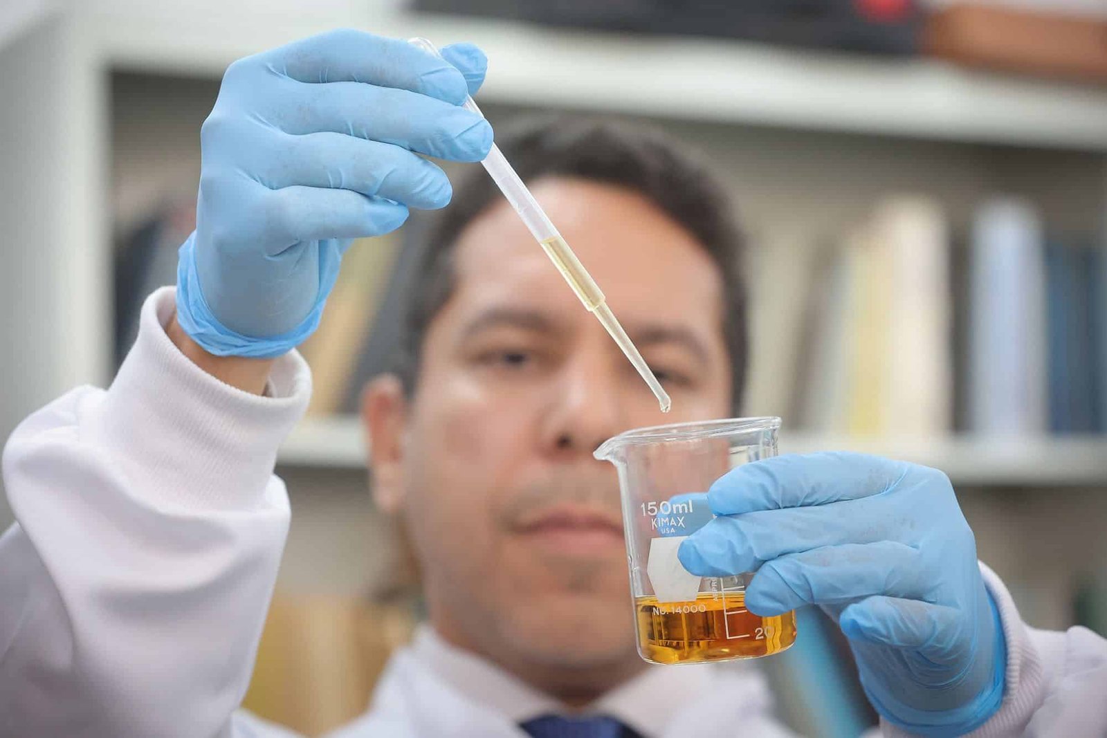sao-paulo-cria-protocolo-inedito-para-detectar-metanol-em-bebidas-adulteradas