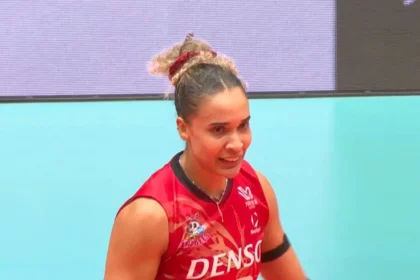 denso,-de-rosamaria-e-sabrina,-estreia-bem-no-japones-25/26