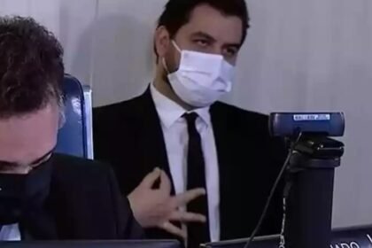 eua-dizem-que-moraes-usou-dados-falsos-para-prender-ex-assessor-de-bolsonaro