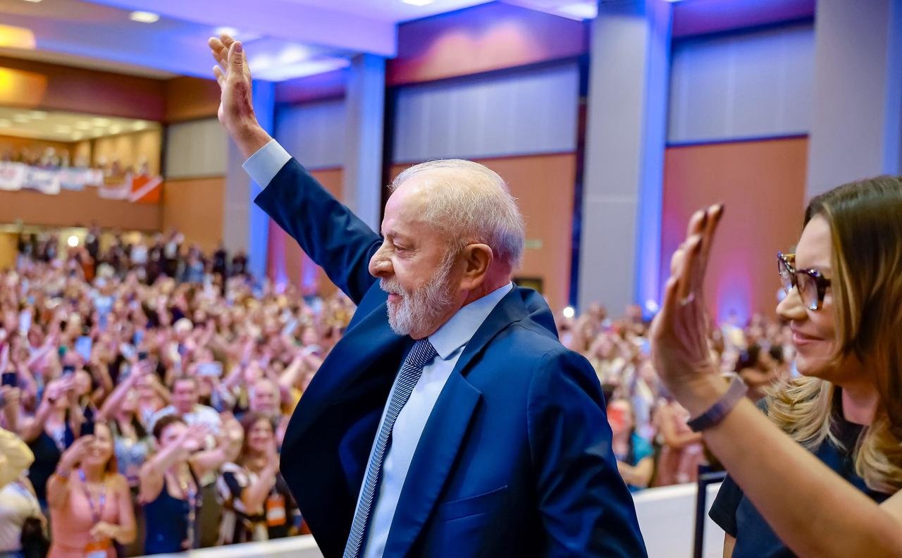 ministros-de-lula-veem-disputa-pela-classe-media-apos-alta-na-aprovacao-do-presidente