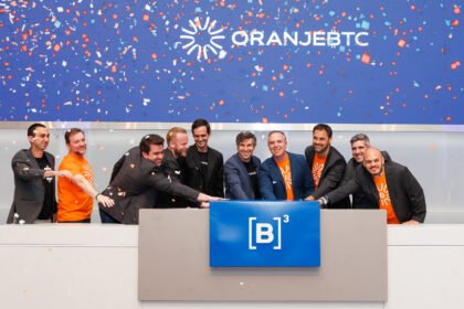 oranje-btc-(obtc3)-estreia-na-bolsa-com-acao-em-alta-e-caixa-com-r$-2,4-bi-em-bitcoin