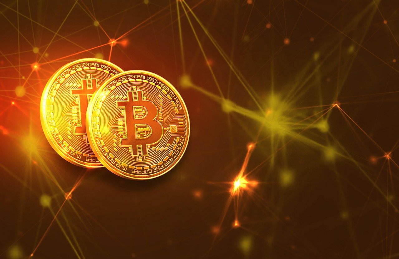 bitcoin-engrena-e-encosta-em-recorde,-com-shutdown-e-busca-por-reservas-de-valor