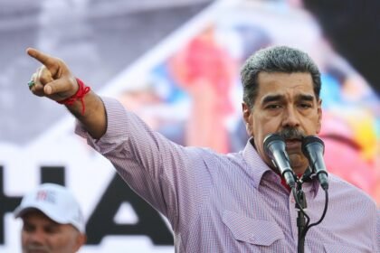 “bruxa-demoniaca”,-diz-maduro-sobre-opositora-ganhadora-do-nobel