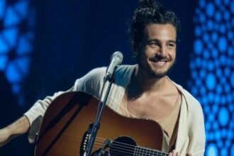 cantor-tiago-iorc-e-internado-as-pressas-com-fortes-dores