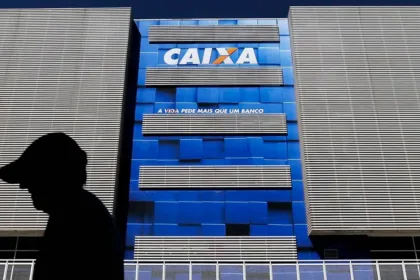 lula-quer-“mexer-no-vespeiro”-de-cargos-na-caixa,-diz-lider-do-governo-na-camara