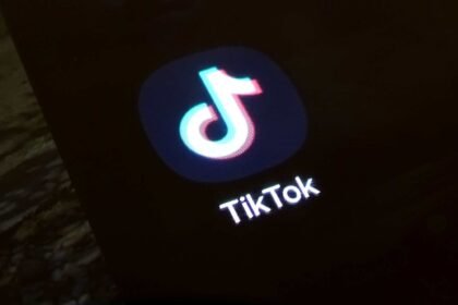 tiktok-pode-ser-investigado-por-demissoes-no-reino-unido