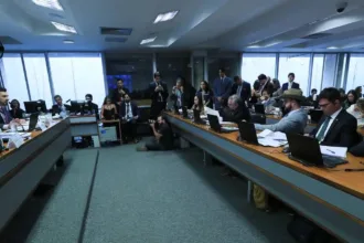 cpi-do-inss-vira-palco-para-“cortes”-de-internet-e-estrategia-eleitoral-para-2026