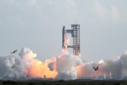 spacex-lanca-seu-megafoguete-starship-em-voo-bem-sucedido-de-prova