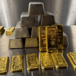ouro-e-prata-nas-maximas,-mas-goldman-ve-risco-maior-para-um-deles;-veja-os-motivos
