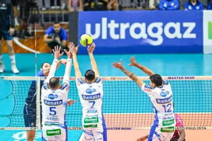 adriano-comenta-atuacao-do-volei-renata-em-suzano