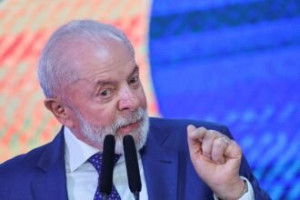 ao-lado-de-motta,-lula-diz-que-congresso-“nunca-teve-baixo-nivel-como-tem-agora”