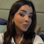 ary-mirelle-rebate-criticas-por-beber-alcool-em-periodo-de-amamentacao