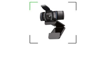 preco-caiu:-logitech-c920s-entrega-video-em-full-hd-e-som-estereo