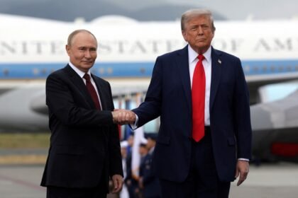 trump-anuncia-reuniao-com-putin-em-budapeste-para-discutir-fim-da-guerra-na-ucrania