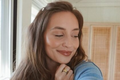 melhor-creme-para-cabelo-ondulado:-o-que-usar-para-finalizar-as-ondas?
