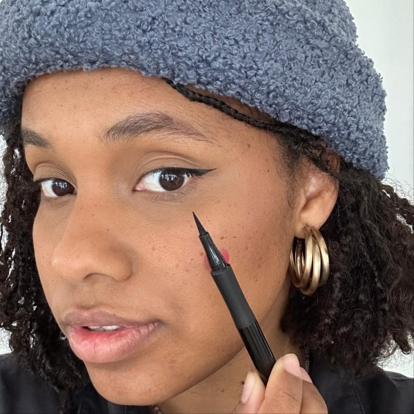 testei-o-delineador-da-mari-maria-makeup-e-te-conto-o-que-achei