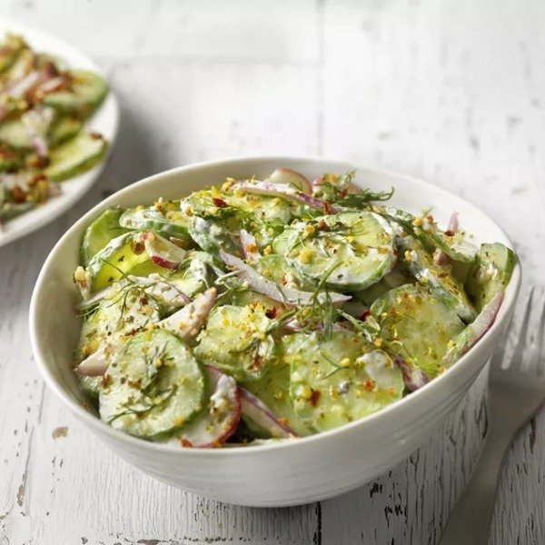 essa-salada-de-pepino-do-tiktok-e-a-receita-mais-facil-e-gostosa-para-fazer