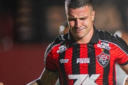 vitoria-ganha-classico-do-bahia-e-fica-a-tres-pontos-do-santos-contra-o-rebaixamento