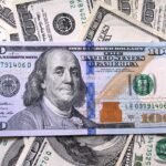 dolar-hoje-cai-a-r$-5,40,-em-3a-sessao-de-baixa-em-dia-de-agenda-esvaziada