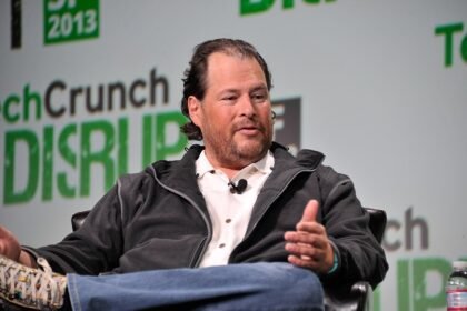 ceo-da-salesforce-se-retrata-apos-dizer-que-trump-devia-mandar-tropas-a-sao-francisco