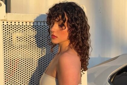 testei-essa-linha-de-brilho-intenso-para-o-cabelo-e-te-conto-se-funciona