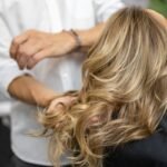 veja-qual-o-melhor-corte-para-quem-tem-cabelo-volumoso,-segundo-expert