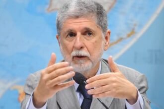 relacao-entre-brasil-e-eua-exige-realismo-cautela,-diz-celso-amorim