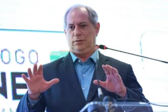 apos-deixar-pdt,-ciro-gomes-e-confirmado-no-psdb-e-mira-governo-do-ceara