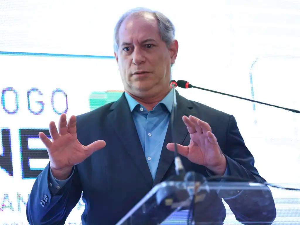 apos-deixar-pdt,-ciro-gomes-e-confirmado-no-psdb-e-mira-governo-do-ceara