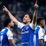 brasileirao:-cruzeiro-vence-fortaleza-em-casa-e-segue-na-3a-posicao