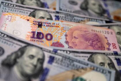swap-de-us$-20-bi-entre-eua-e-argentina-nao-segura-busca-por-hedge;-dolar-dispara
