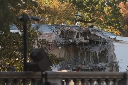 casa-branca-inicia-demolicao-de-ala-para-construcao-de-novo-salao-de-festas-de-trump