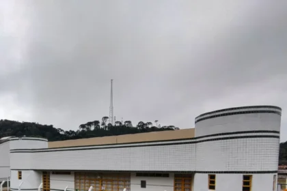 tunas-do-parana-inaugura-novo-complexo-educacional-com-festa,-investimentos-e-homenagem