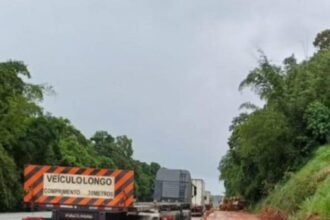 campanha-alerta-motoristas-para-evitar-acidentes-com-equipes-nas-rodovias-do-parana