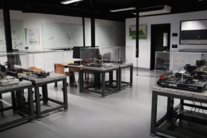 de-graca-e-com-moradia:-faculdade-em-sp-abre-inscricoes-para-formar-jovens-cientistas