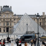 roubo-de-joias-do-louvre-causou-prejuizo-de-88-mi-de-euros,-diz-promotora-de-paris