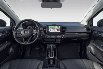 equipado-com-motor-1.5-i-vtec,-cambio-automatico-cvt,-consumo-de-ate-15-km/l,-seis-airbags-e-sistema-magic-seat,-este-hatch-japones-surpreende-pela-confiabilidade-mecanica,-eficiencia,-versatilidade-e-custo-beneficio:-conheca-o-honda-city-hatch-lx